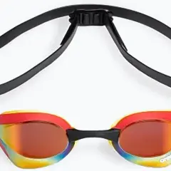 Okulary pływackie Arena Cobra Ultra Swipe Mirror w jaskrawych kolorach, gotowe na każde wyzwanie w wodzie.