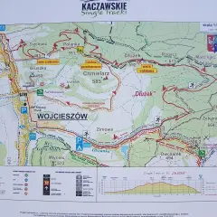 Mapa Kaczawskich Single Tracków z zaznaczonymi trasami rowerowymi, punktami widokowymi i atrakcjami.