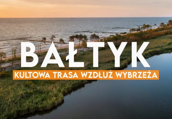 Zachód słońca nad Bałtykiem. Kultowa trasa rowerowa wzdłuż wybrzeża zaprasza do podziwiania krajobrazów.