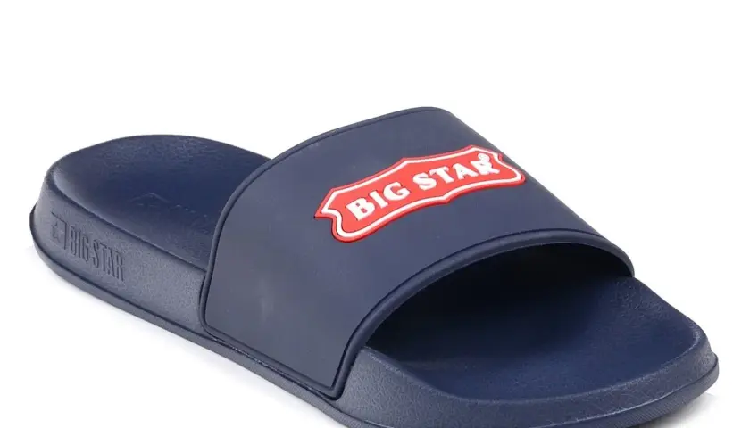 Granatowe klapki męskie basenowe Big Star z czerwonym logo. Idealne na basen i plażę.