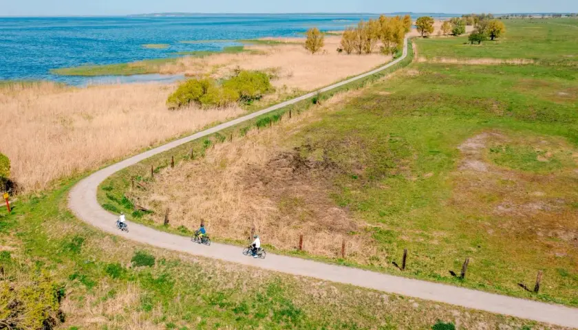 Trasa rowerowa wokół Zalewu Szczecińskiego - odkryj piękno i atrakcje