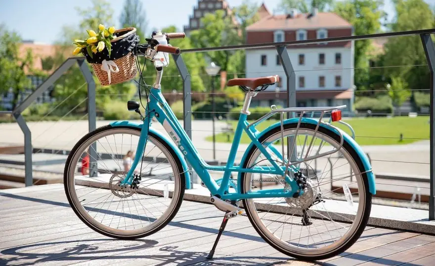 Montaż koszyka rowerowego „na klik”: Praktyczny poradnik krok po kroku