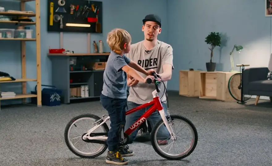 Jak podnieść kierownicę w rowerze dziecięcym, by zapewnić komfort i bezpieczeństwo