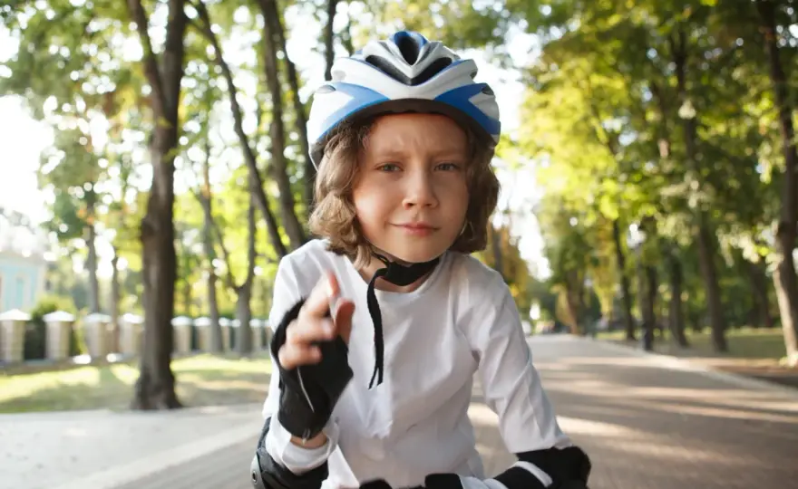 Kask rowerowy dla dziecka: bezpieczeństwo, prawo i wybór od 2026