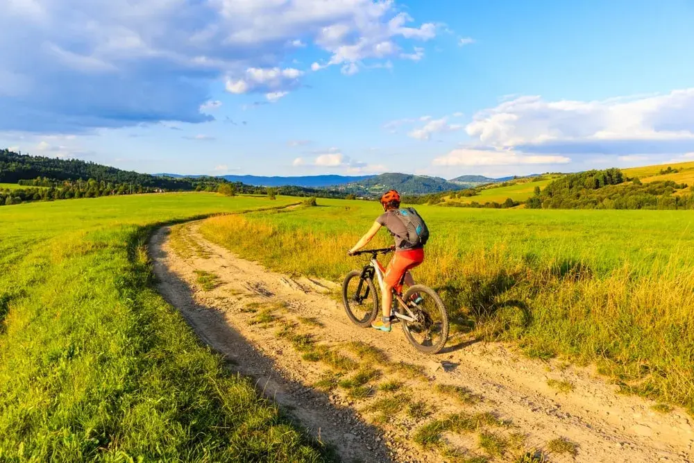 Najlepsze trasy zjazdowe rowerowe w Polsce - znajdź idealną trasę