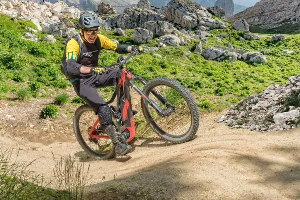 Kalkulator kalorii: ile spalisz na rowerze przy 30 km jazdy?