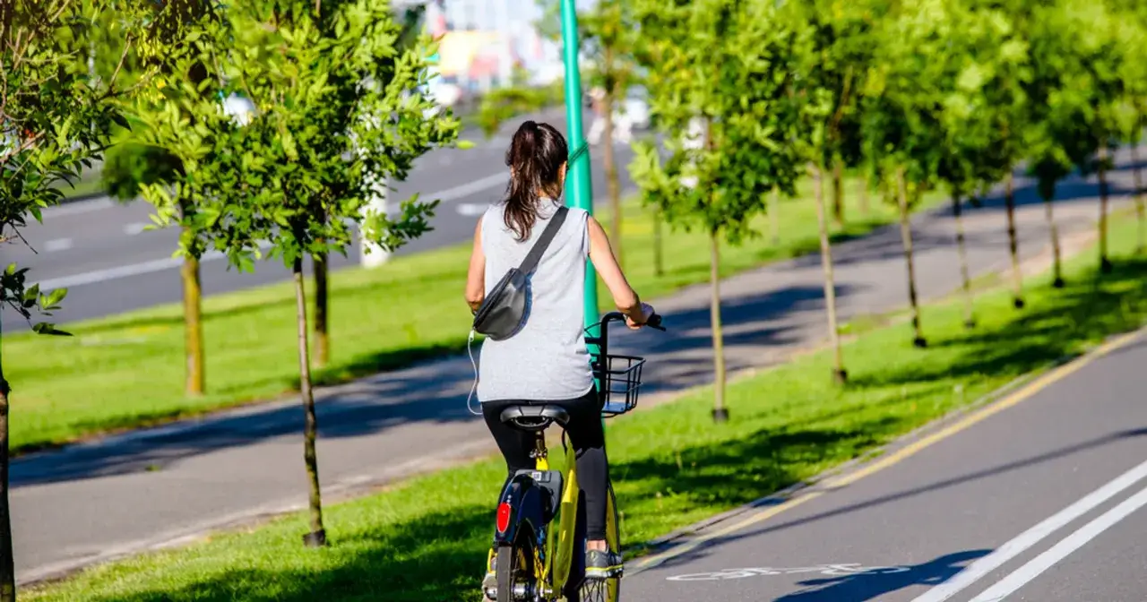 Zdjęcie Kalkulator kalorii: ile spalisz na rowerze przy 30 km jazdy?
